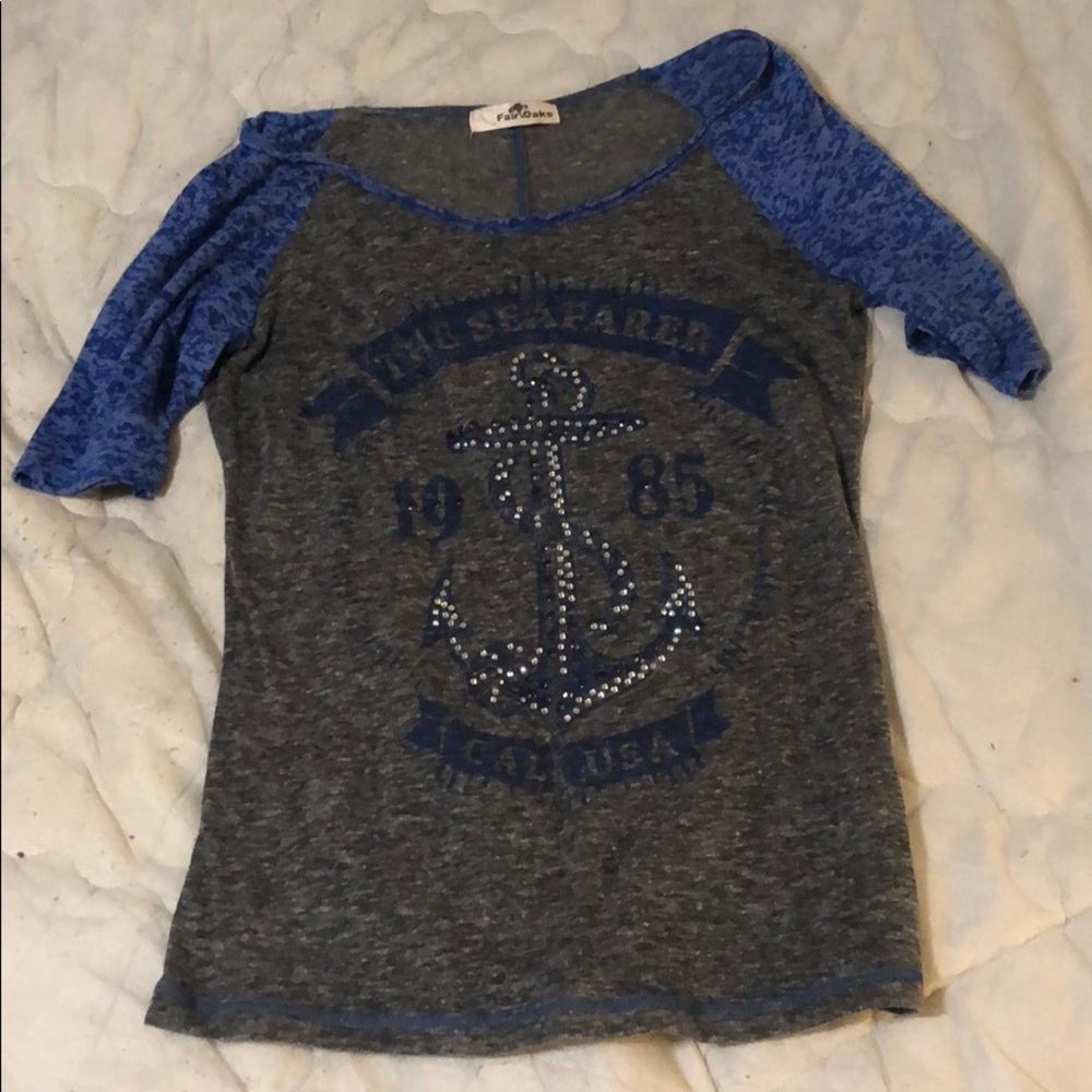 Half sleeve shirt